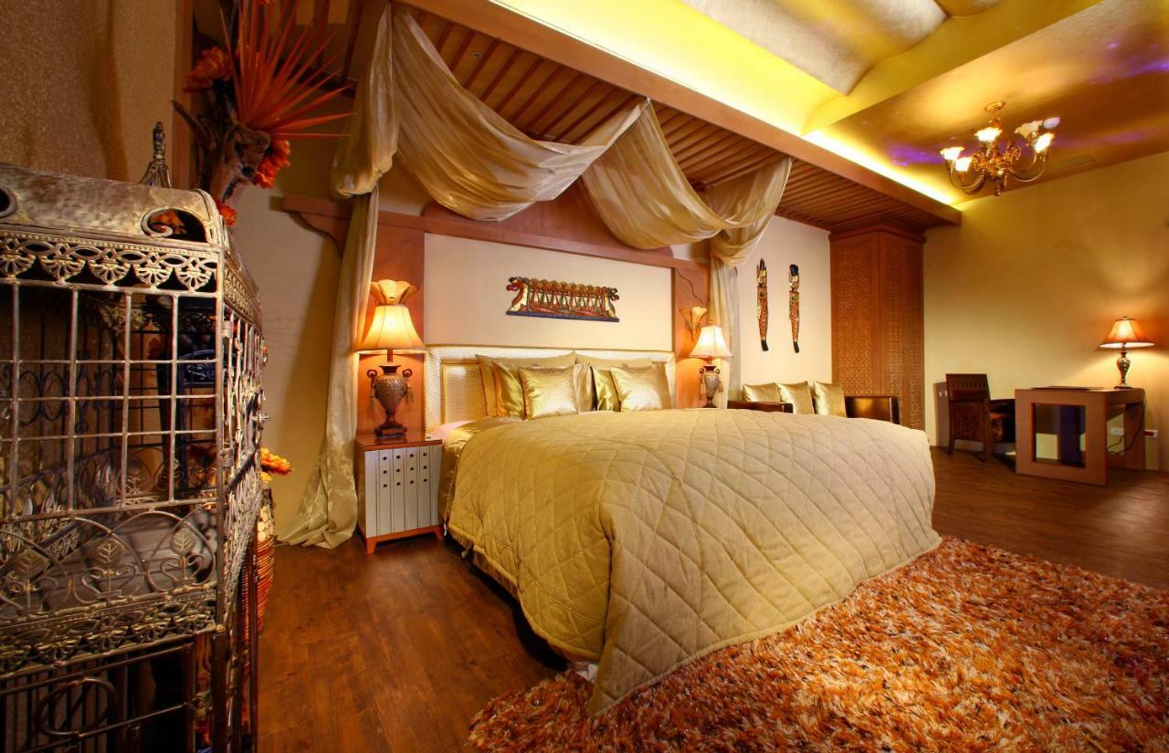 Sato Castle Motel Тайбэй Экстерьер фото