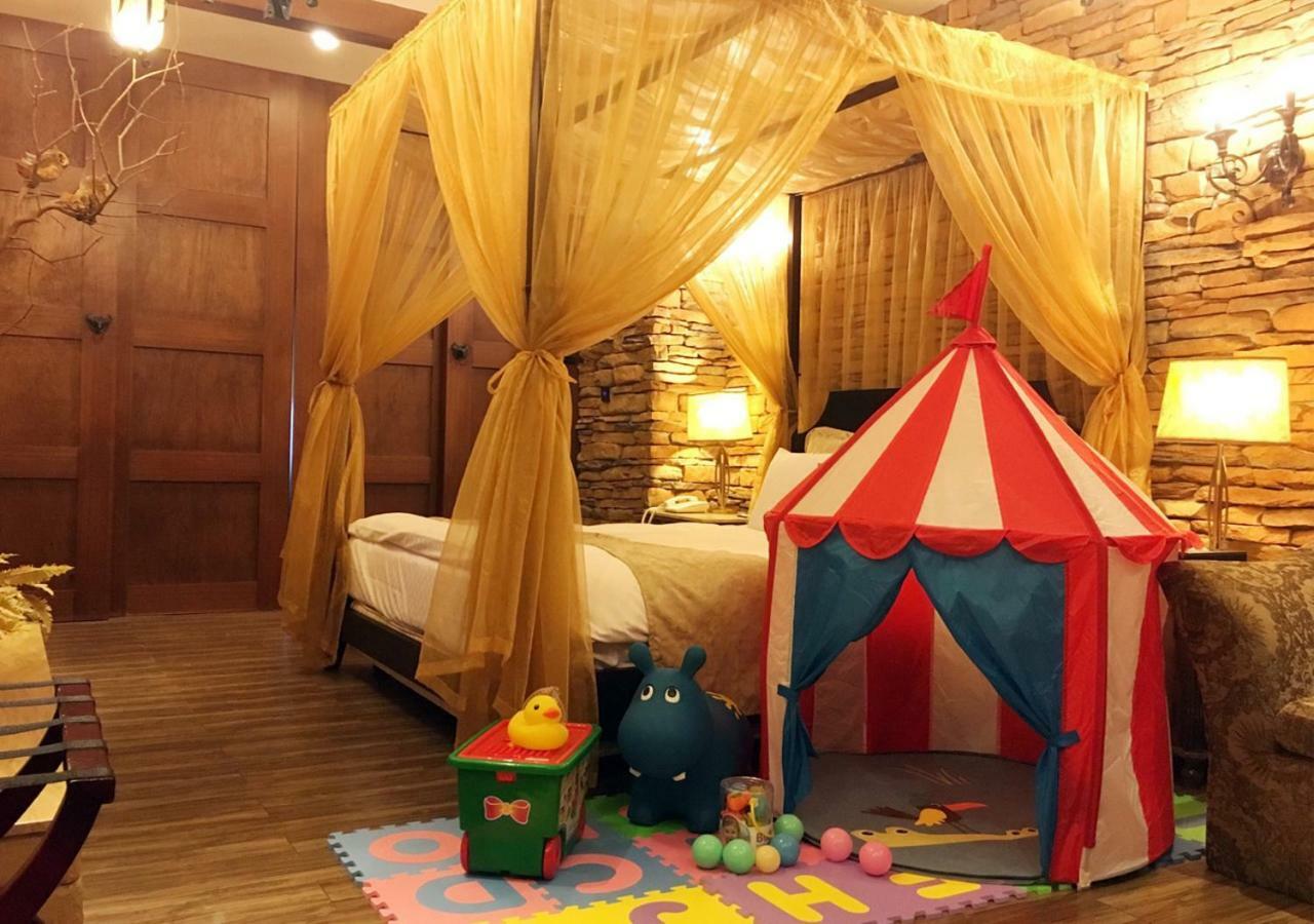 Sato Castle Motel Тайбэй Экстерьер фото