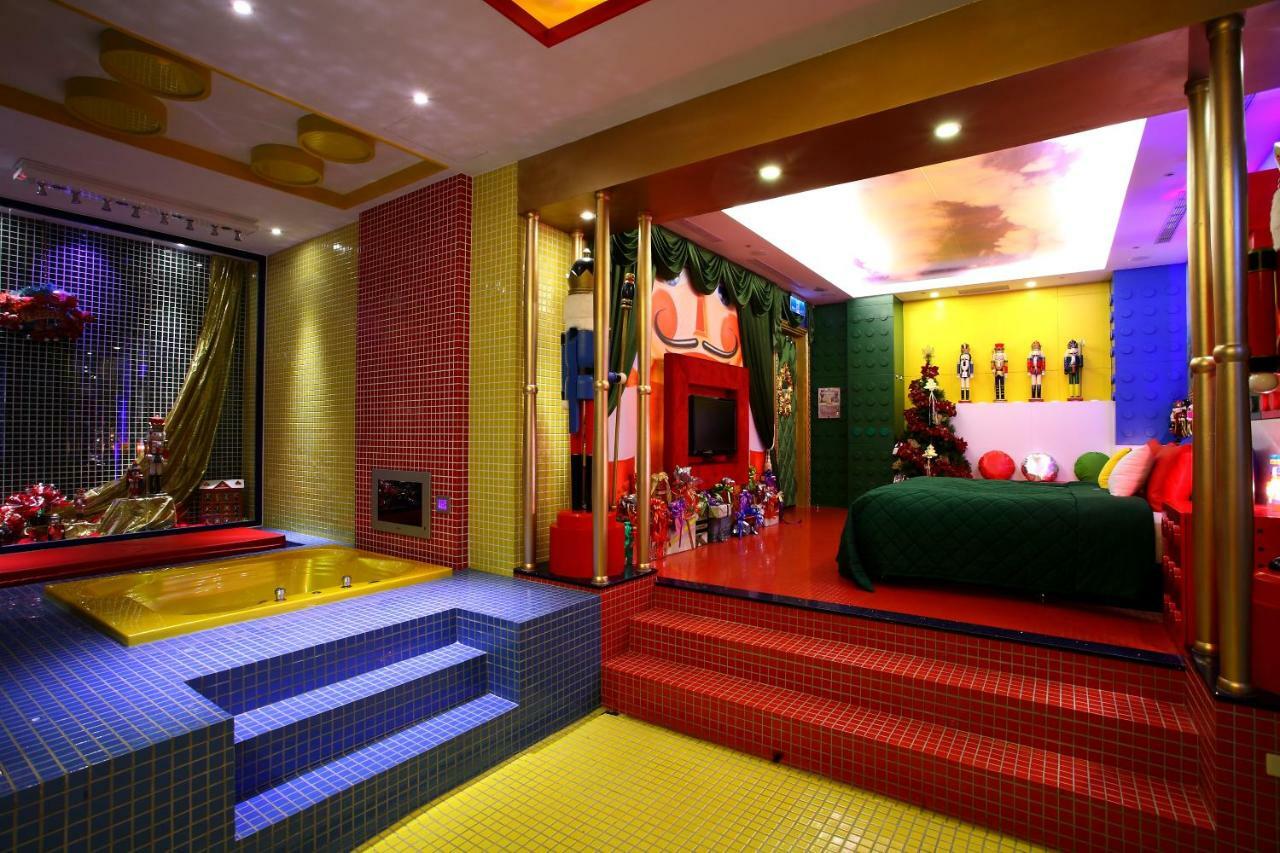 Sato Castle Motel Тайбэй Экстерьер фото