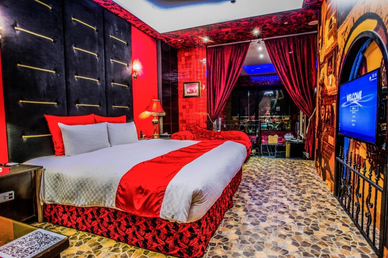Sato Castle Motel Тайбэй Экстерьер фото