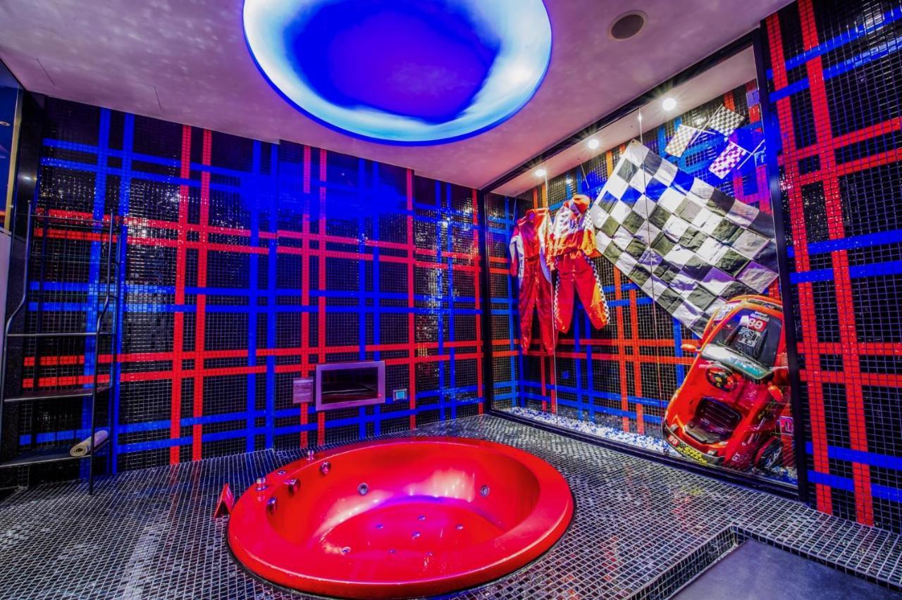 Sato Castle Motel Тайбэй Экстерьер фото